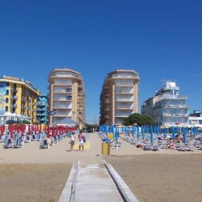 Residence Centro Commerciale - Walterigato Apartments Solo Per Famiglie Lido di Jesolo Exterior photo