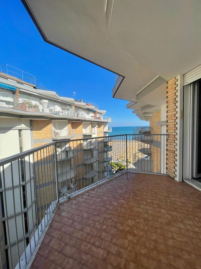 Residence Centro Commerciale - Walterigato Apartments Solo Per Famiglie Lido di Jesolo Exterior photo