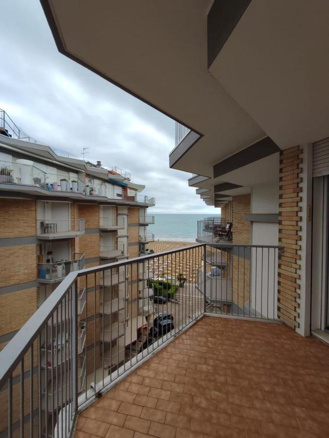 Residence Centro Commerciale - Walterigato Apartments Solo Per Famiglie Lido di Jesolo Exterior photo
